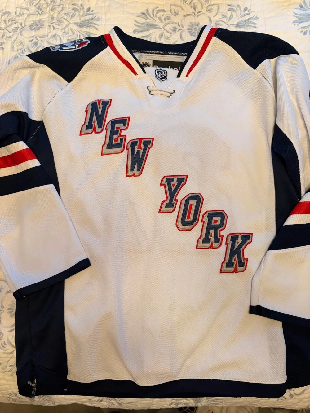 Reebok - New York Rangers Hockey Jersey - Picture 4 of 4